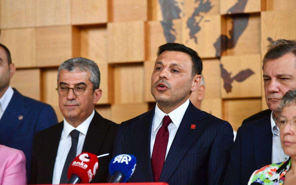 ozgur-celik-erken-secim-sart