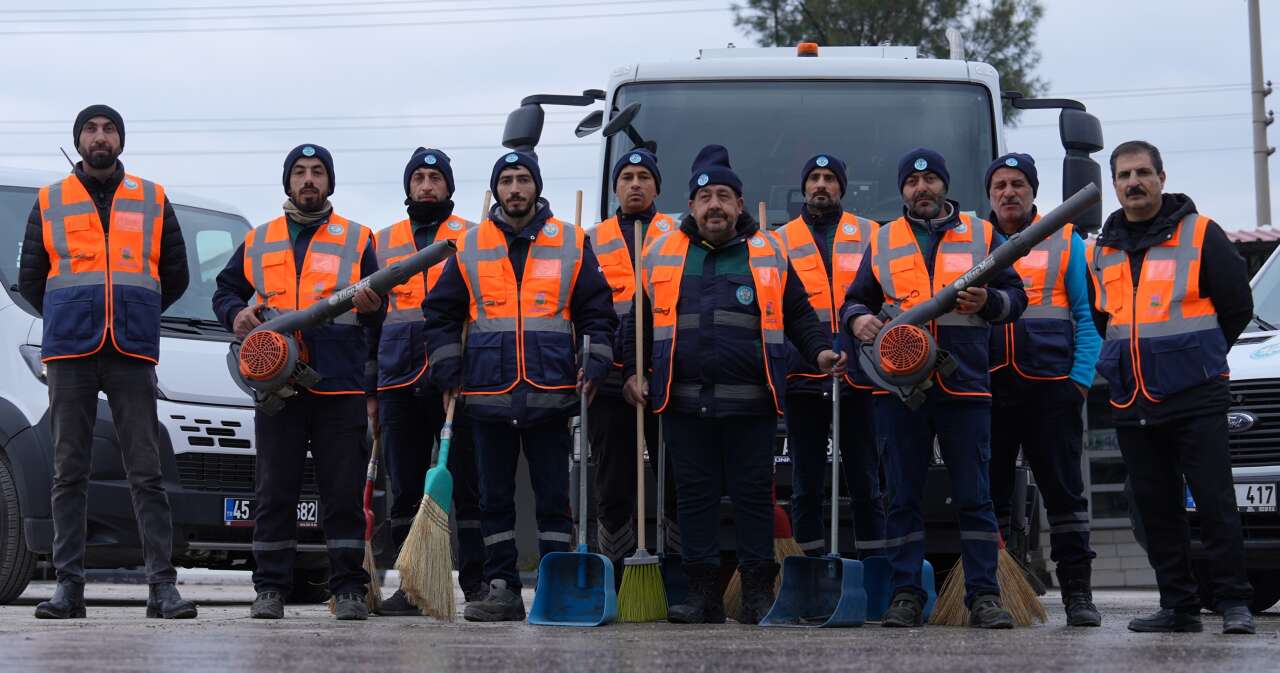 manisada-cevre-kirliligine-cop-avcilari-dur-diyecek-3