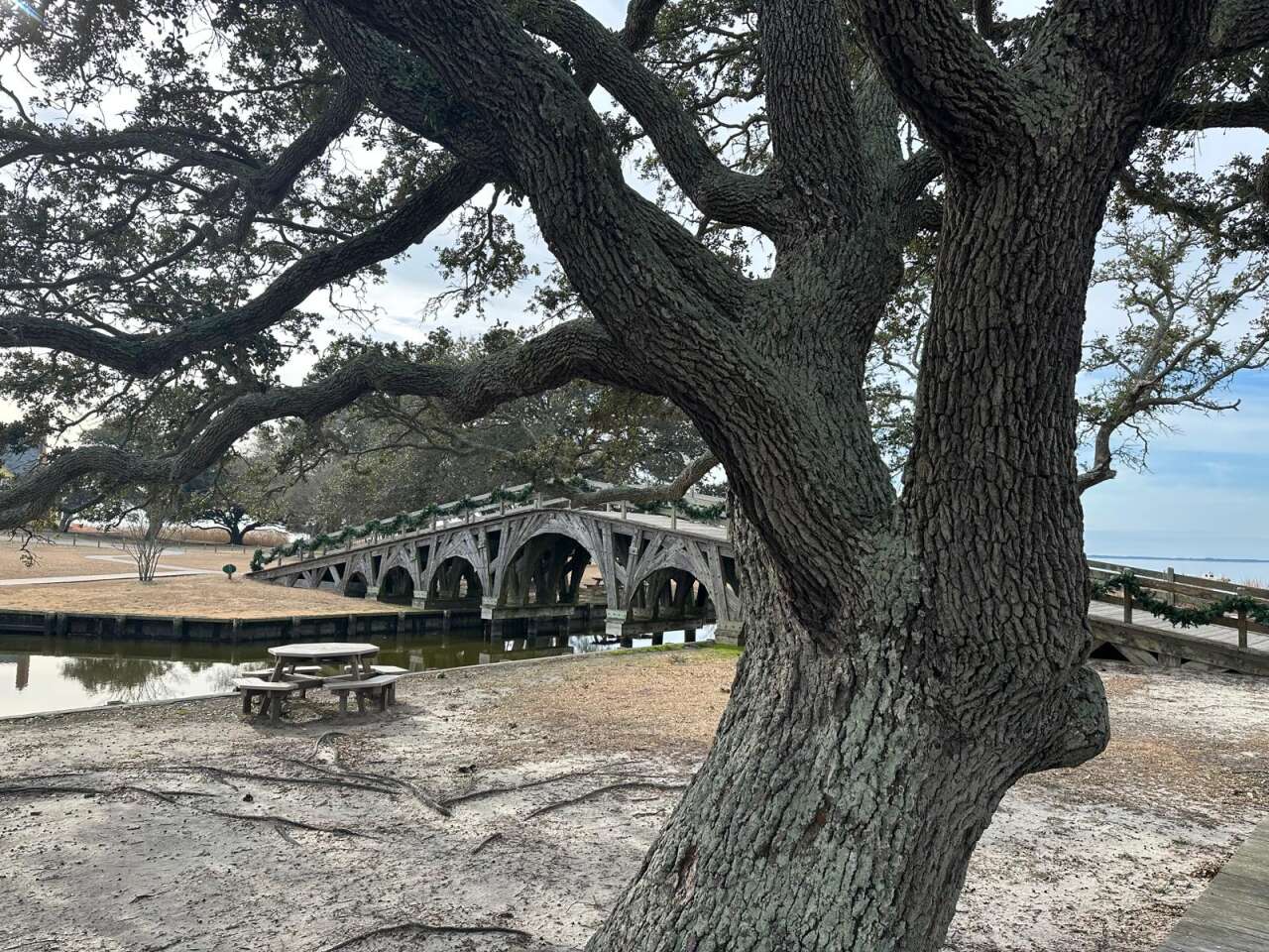 whalehead-mansion-tahta-kopru