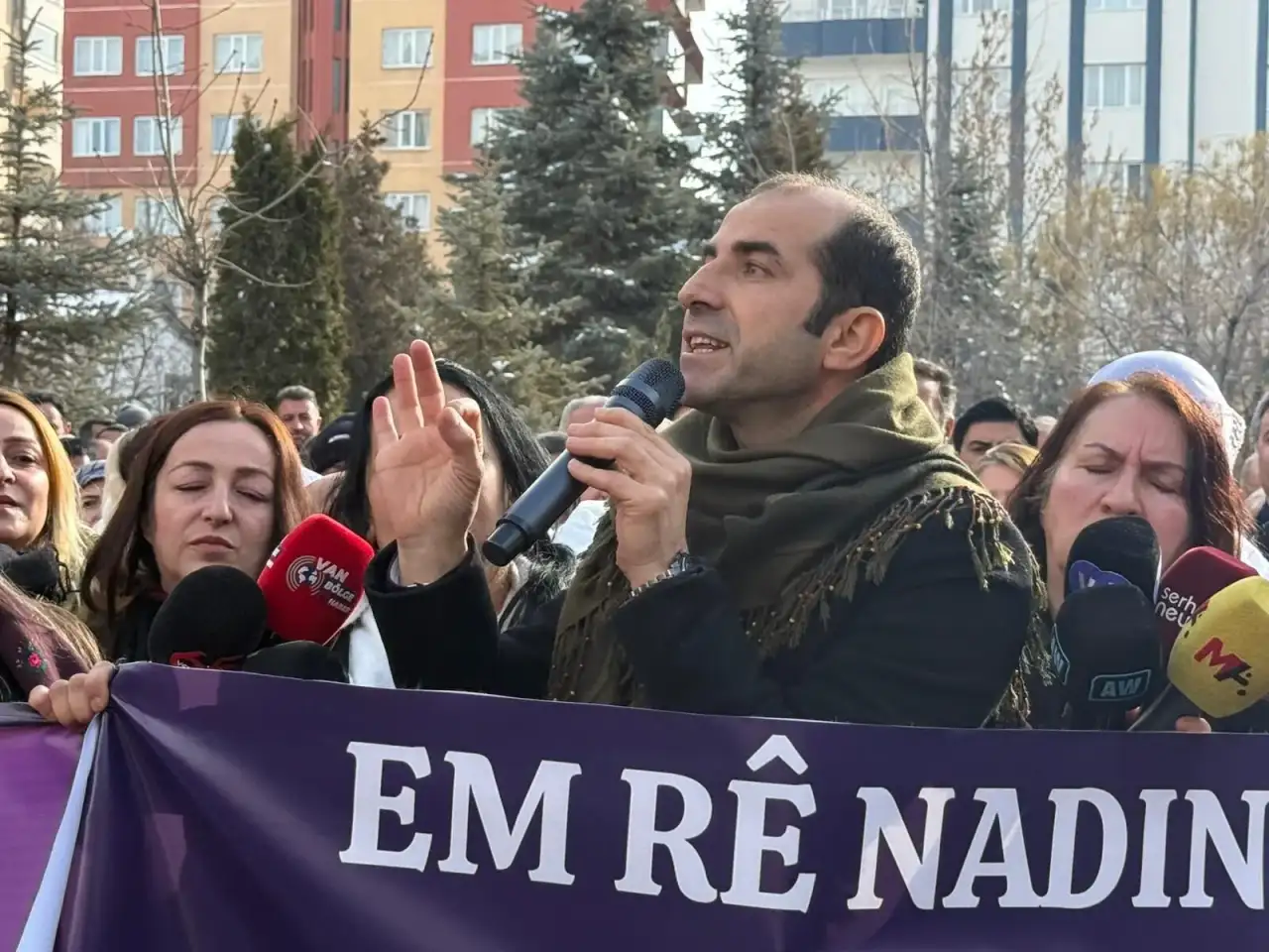 6d4212af-0a72-43d3-a418-23a864bb933c