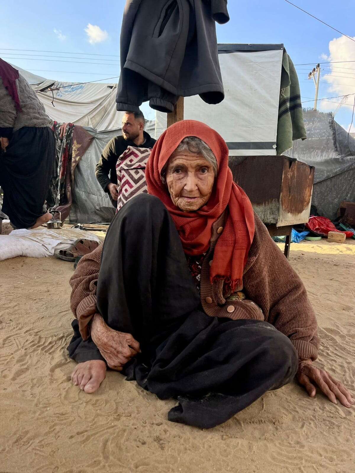 whatsapp-image-2026-02-05-at-11-04-23