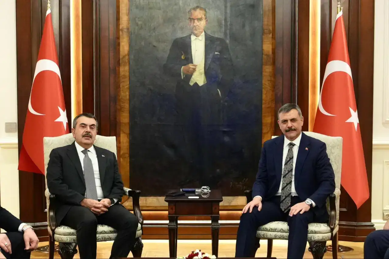 71a9bc8b-02e3-4ba6-99ff-809a37a11bc2