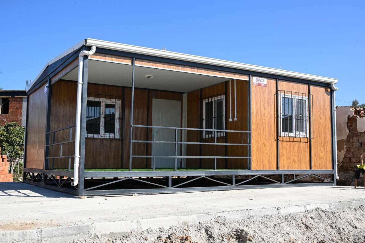 manisa-buyuksehirden-magdur-aileye-yeni-yasam-alani-11