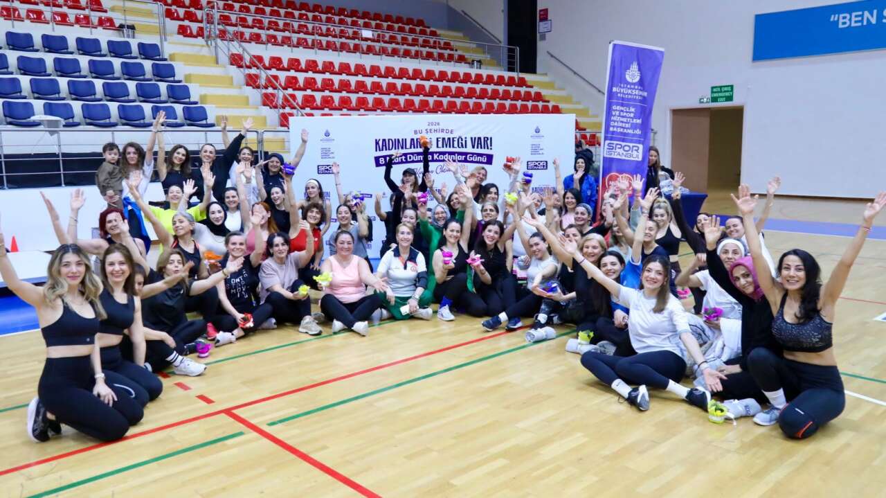 8mart-grupdersleri-12