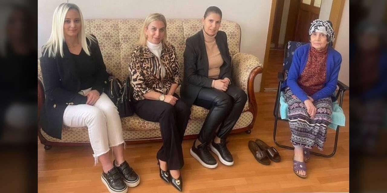 akpli-vekil-dizinin-dibinde-91-bin-liralik-cantasiyla-vatandasin-gecim-derdini-dinledi-2