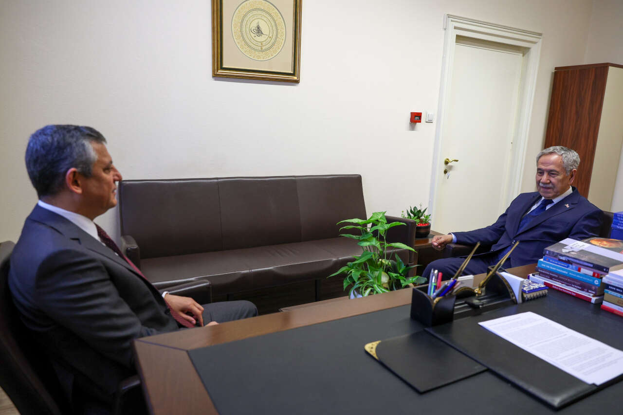 ozgur-ozel-bulent-arinc-2