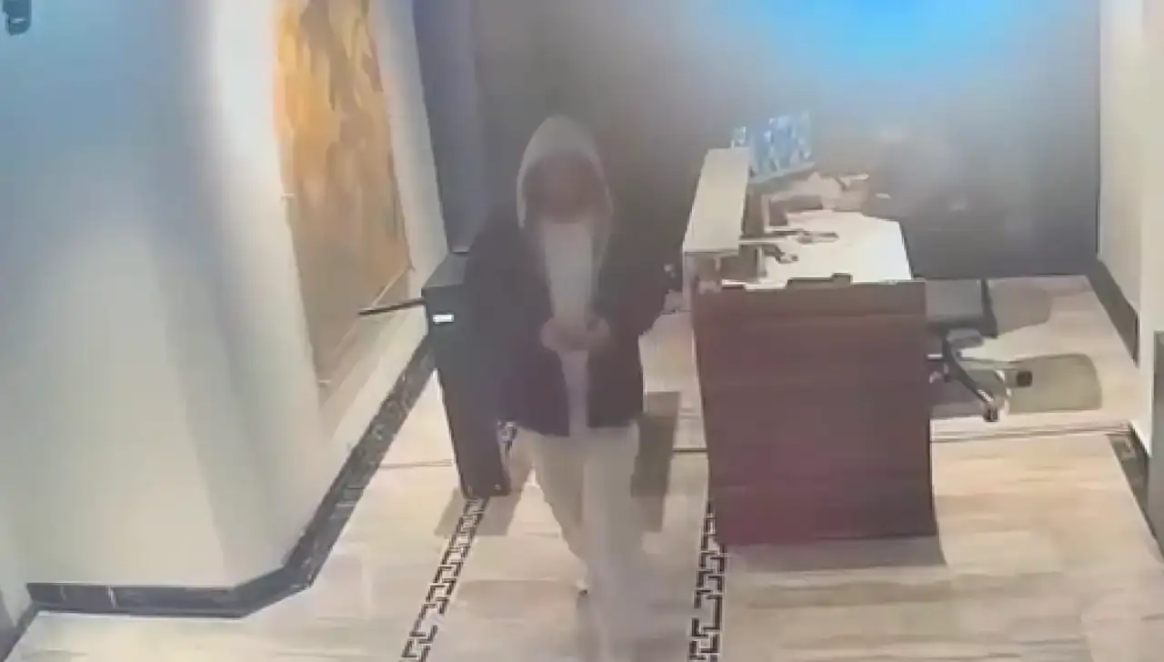 aysegul-eraslanin-olmeden-onceki-son-goruntuleri-ortaya-cikti-unlu-oyuncu-1-saat-once-eve-gelmis-11