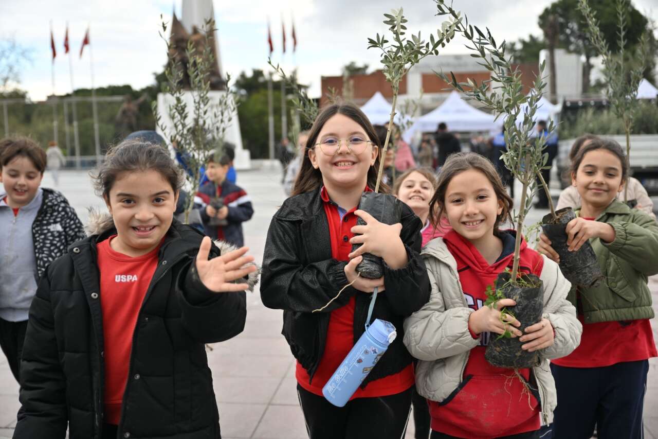 atik-piller-toplaniyor-fidanlar-toprakla-bulusuyor-21