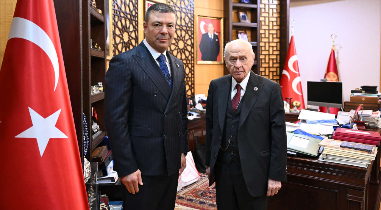 ozgur-bayraktar-devlet-bahceli