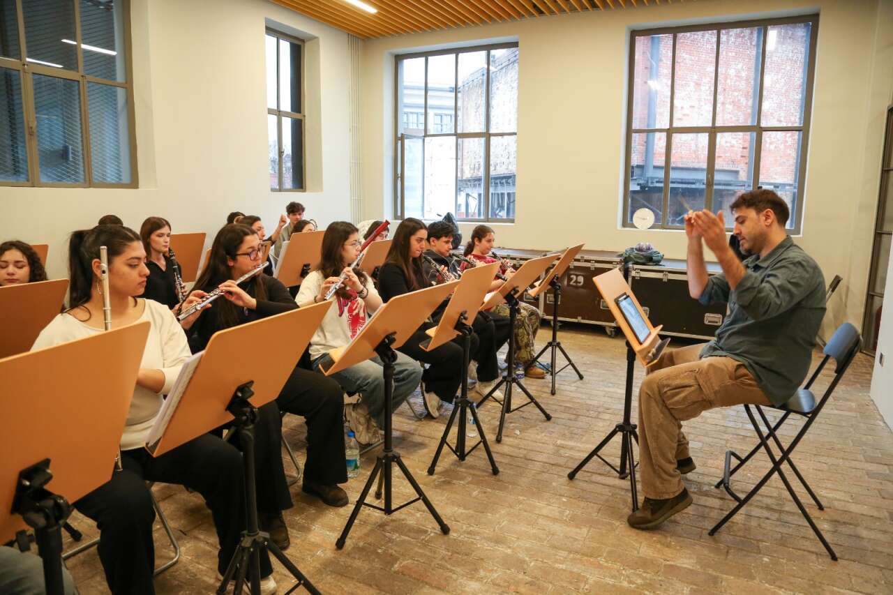 ibb-istanbul-genclik-orkestrasi-muzede-senfoni-ile-ilk-kez-sahnede-1