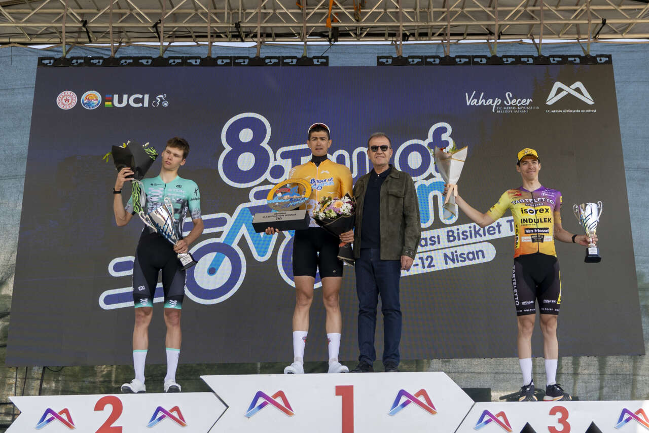 8-tour-of-mersin-uluslararasi-bisiklet-turu-heyecan-dolu-finali-ile-sona-erdi-8