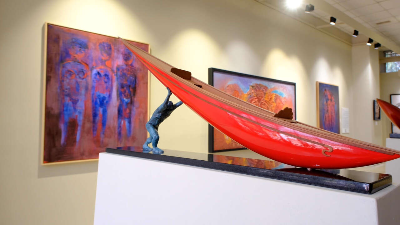 dunya-hala-cicek-aciyor-sergisi-acildi-11