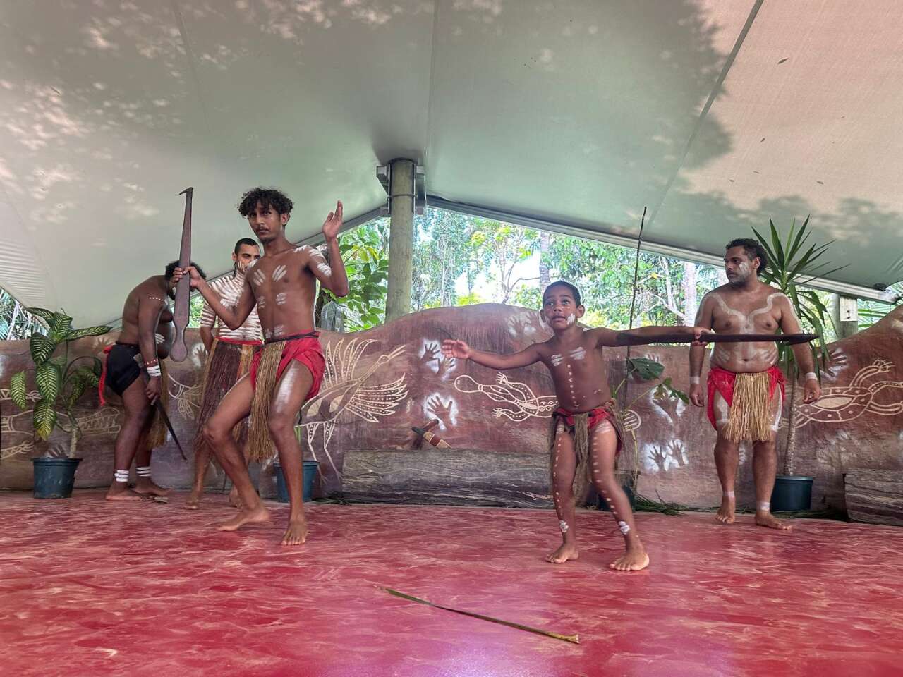 aborjinlerin-gosterisi1