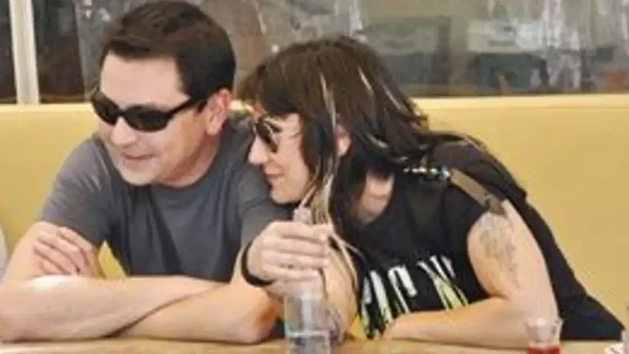 cem-ocal-ozlem-tekin-1webp-cdeugsa7tum2lqsgtyhw2a