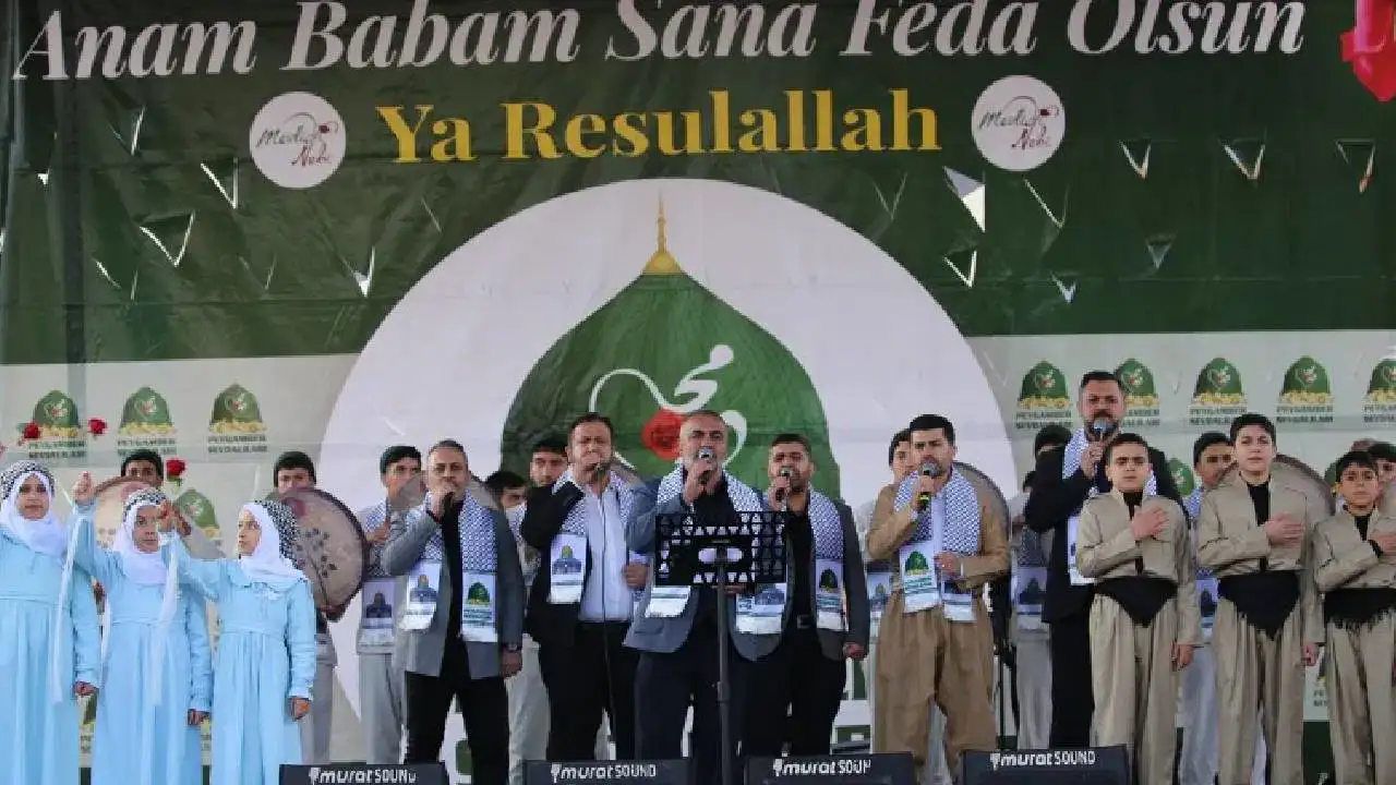 b0988ccf-4069-4b3d-bbb4-80304f58ee16