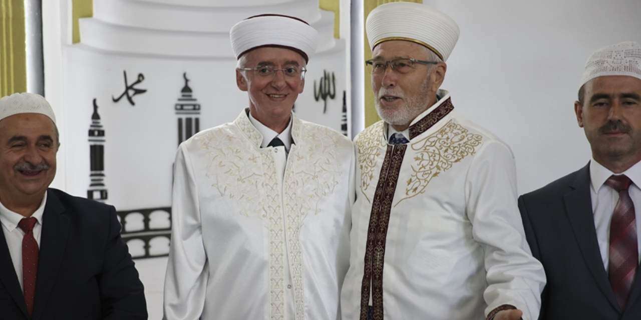 yunanistanin-muftu-atama-israri-41-yillik-sorunu-atesledi-3