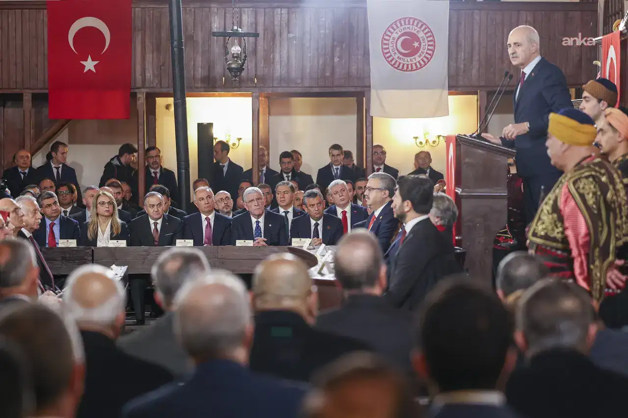 03e8b683-63cd-4e45-9a13-6201d986a28d