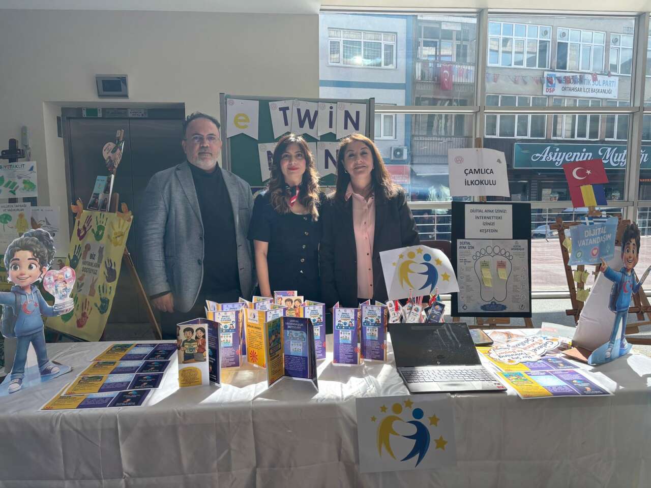 whatsapp-image-2026-04-28-at-15-17-45