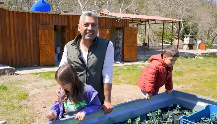 stanbulu-terk-eden-bulent-polat-koye-yerlesti-ne-elektrik-var-ne-telefon-2