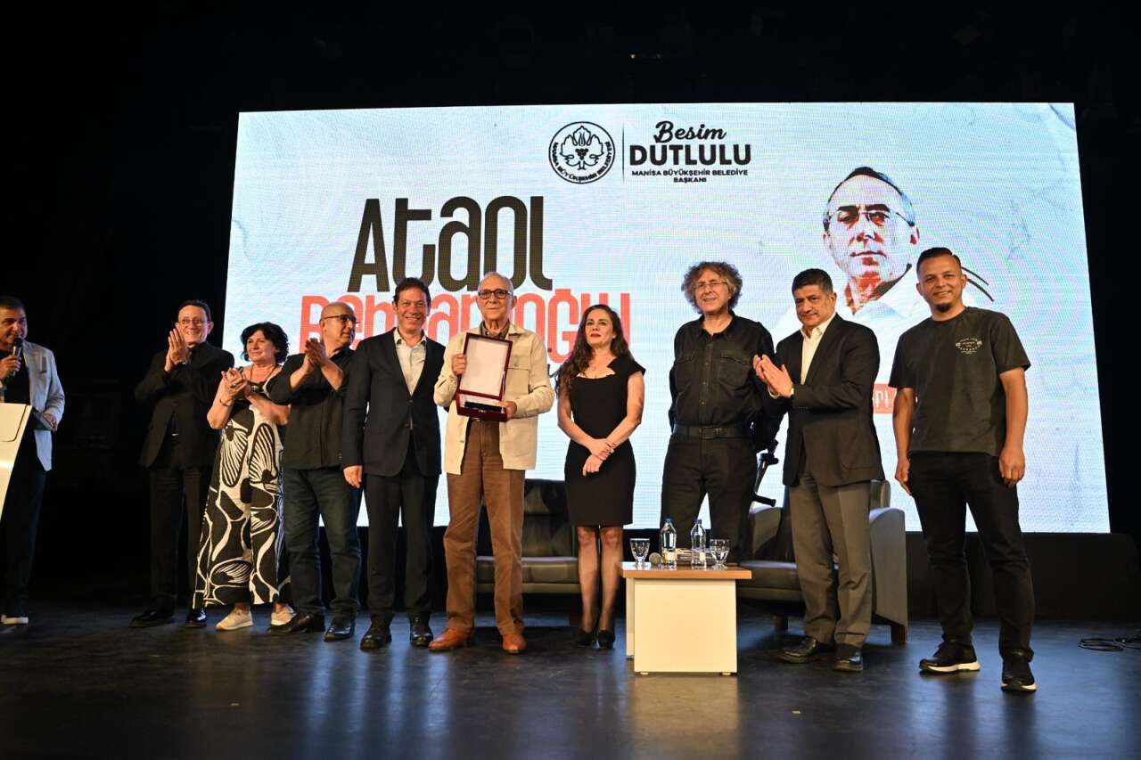 ataol-behramoglu-manisalilarla-bulustu-6
