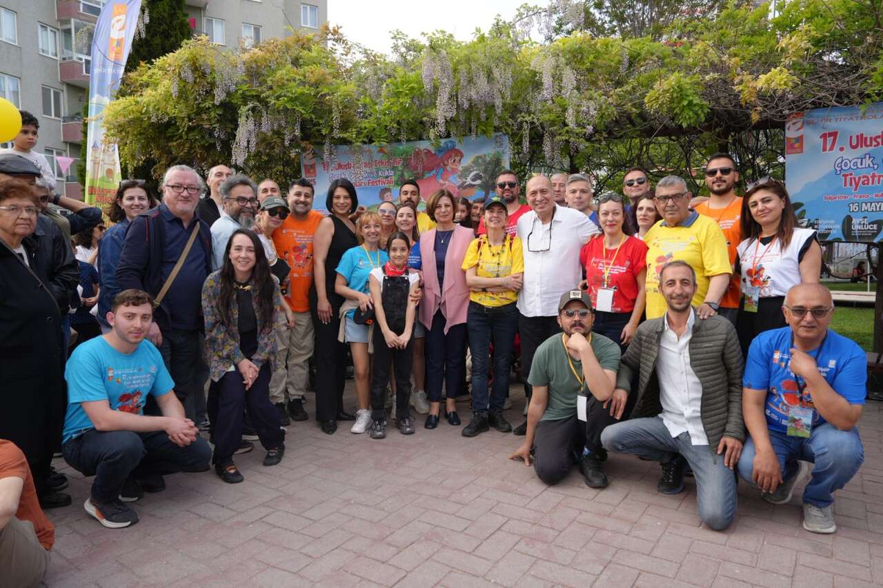 17-uluslararasi-cocuk-genclik-ve-kukla-tiyatrolari-festivali-basladi-21