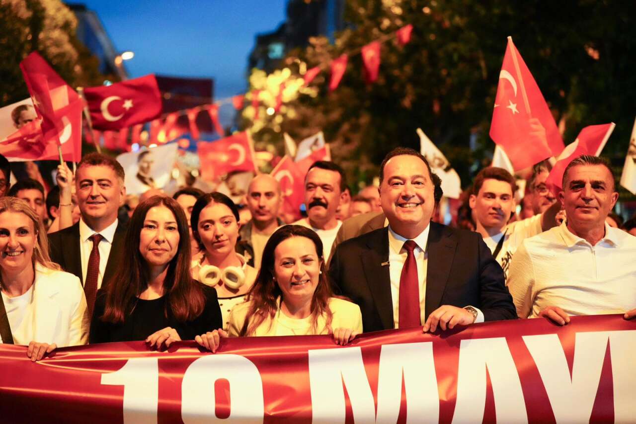 manisada-19-mayis-coskusu-zirveye-ulasti-5