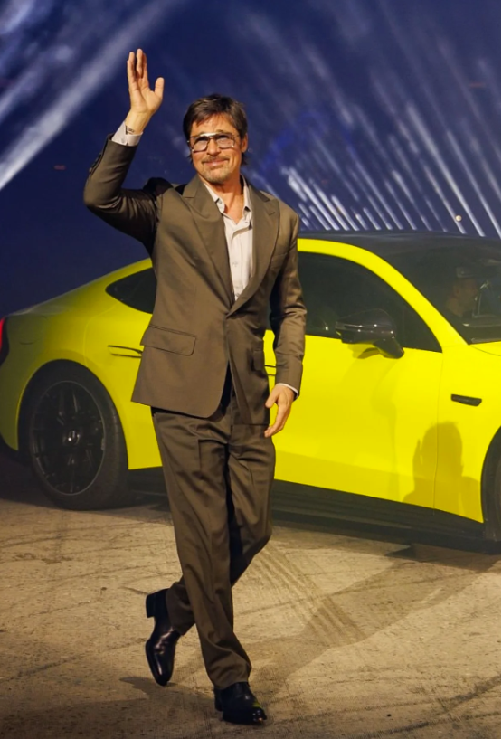 amg2-bradpitt-1