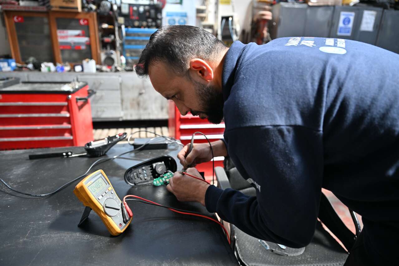 manisa-bayaka-ehira-den-engellilere-a-cretsiz-teknik-destek-4