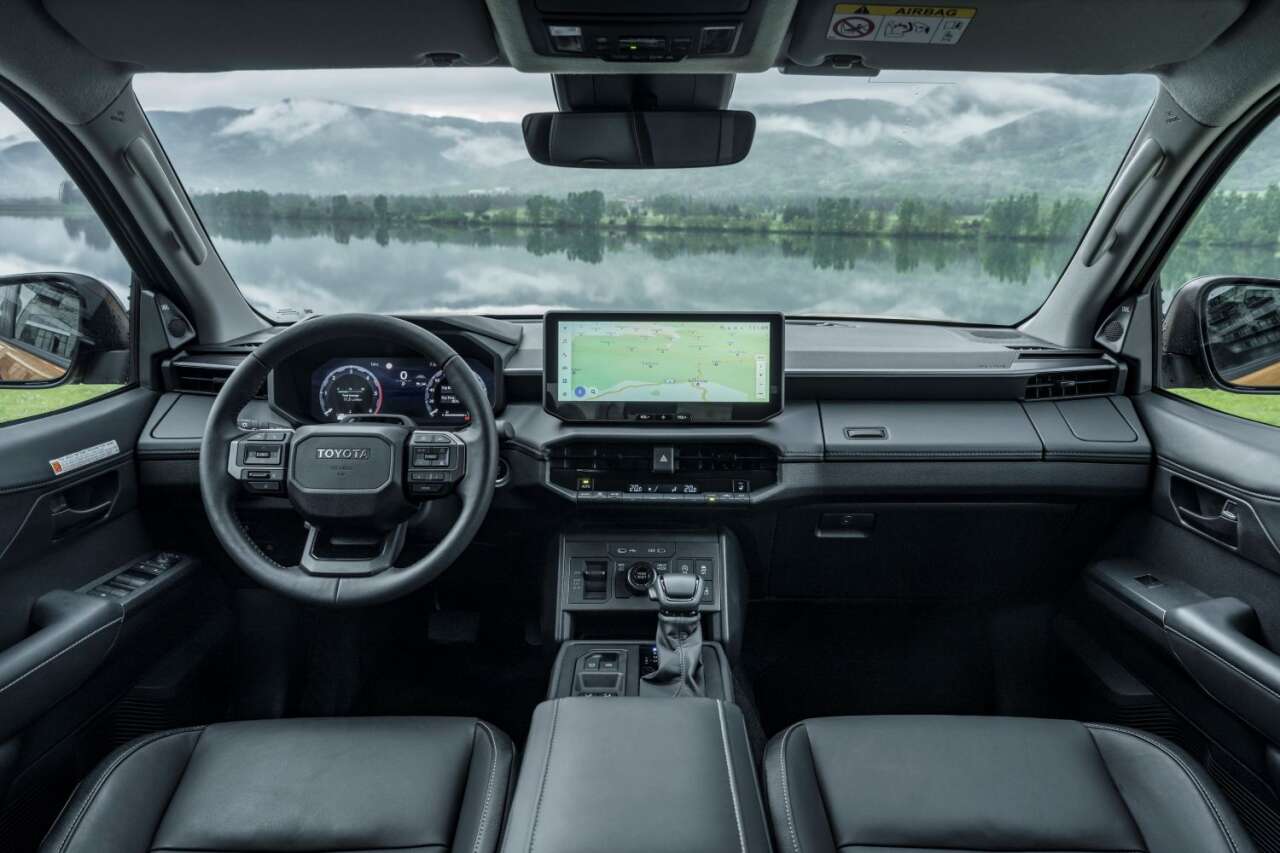toyota-hilux-hybrid-48v-8
