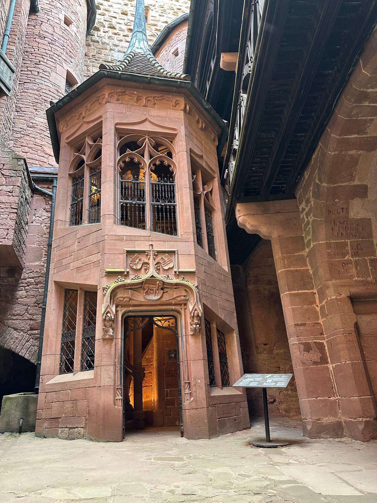 haut-koenigsbourg-satosu-ic-detay