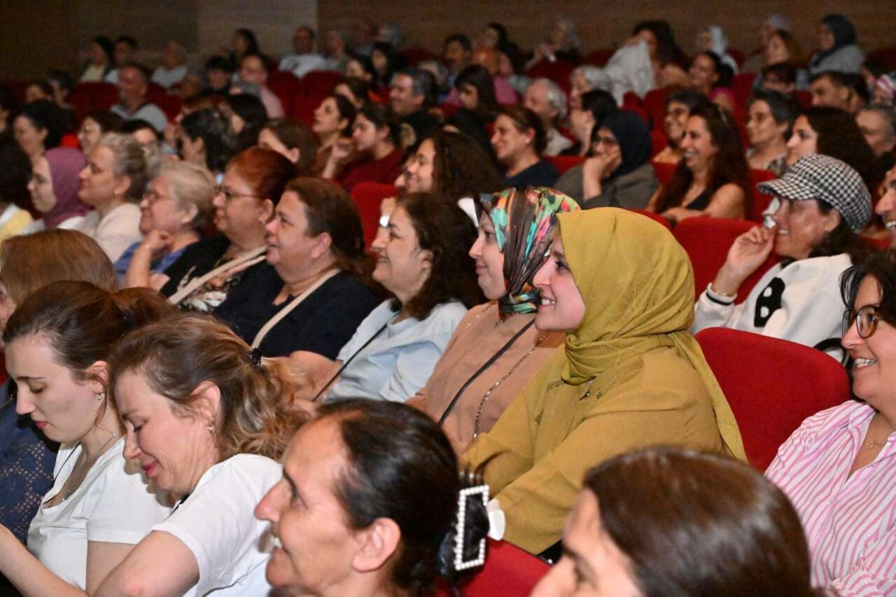 manisa-hemsehrisi-ilhan-seseni-unutmadi-4