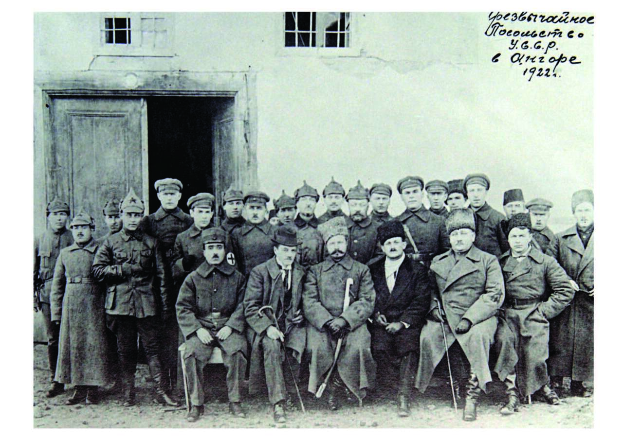 frunze-ile-birlikte-ankaraya-gelen-rus-elcilik-mensuplari