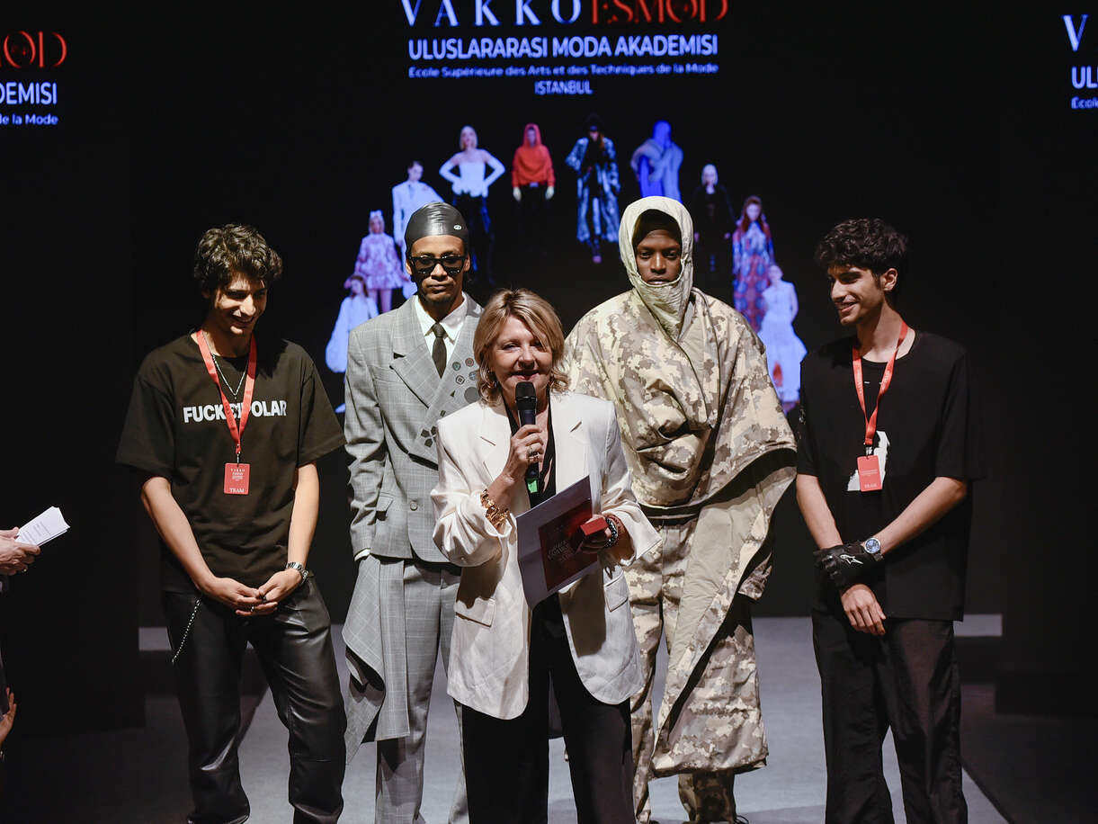 1782292680-vakko-esmod-odul-5