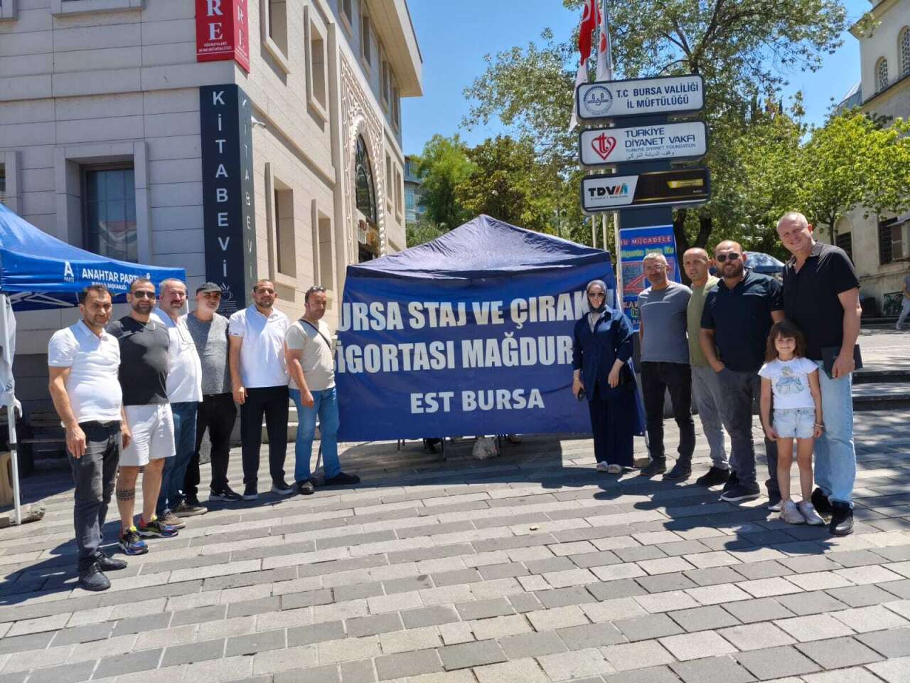 1782985387-bursa-10