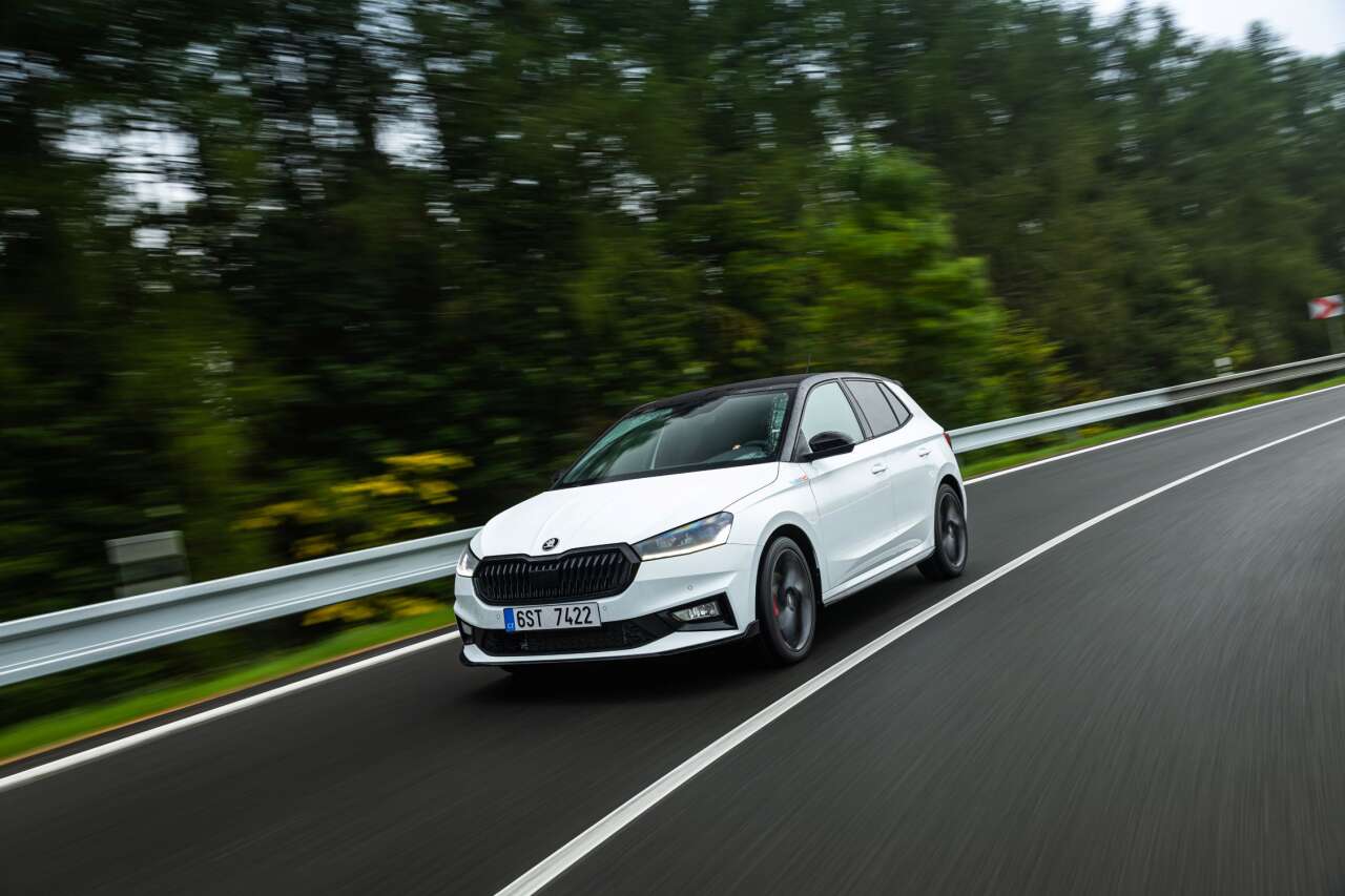 1784277211-skoda-fabia-monte-carlo-130-edition-2