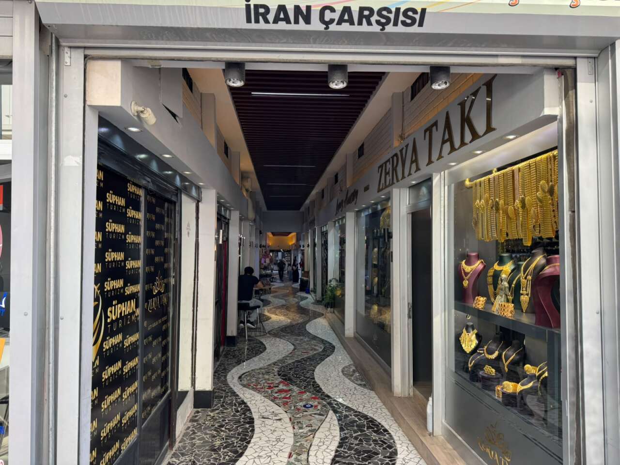tarihi-iran-carsisi