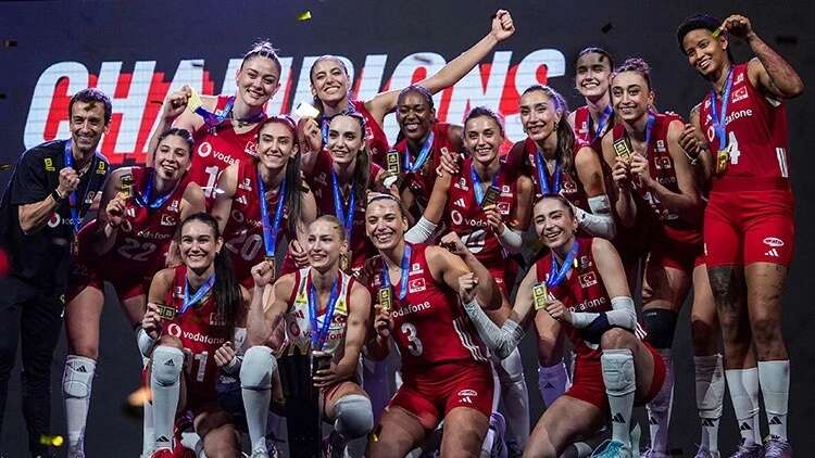 1785755756-t-rkiye-kad-n-voleybol-tak-m